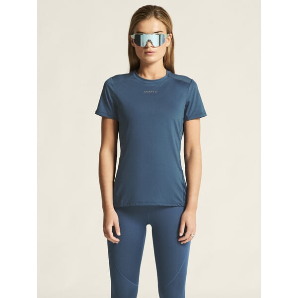 Triko CRAFT ADV Essence SS 2